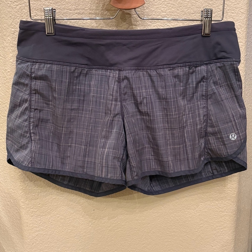 LULULEMON Women Gray Plaid Lined Athletic Shorts Size 8